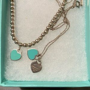 Tiffany blue enamel heart set.